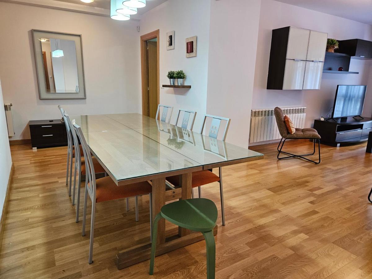 13B01 Apartamento Con Terraza Y Garaje Рибадесела Екстериор снимка