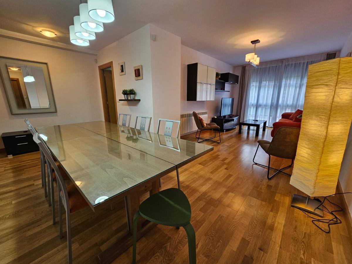 13B01 Apartamento Con Terraza Y Garaje Рибадесела Екстериор снимка